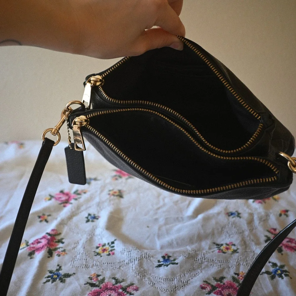 Coach Black Pebbled Leather Double Zip Crossbody Bag Gold Hardware